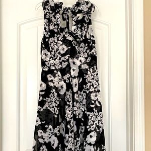 NWT White House Black Market Cocktail Dress, Size2